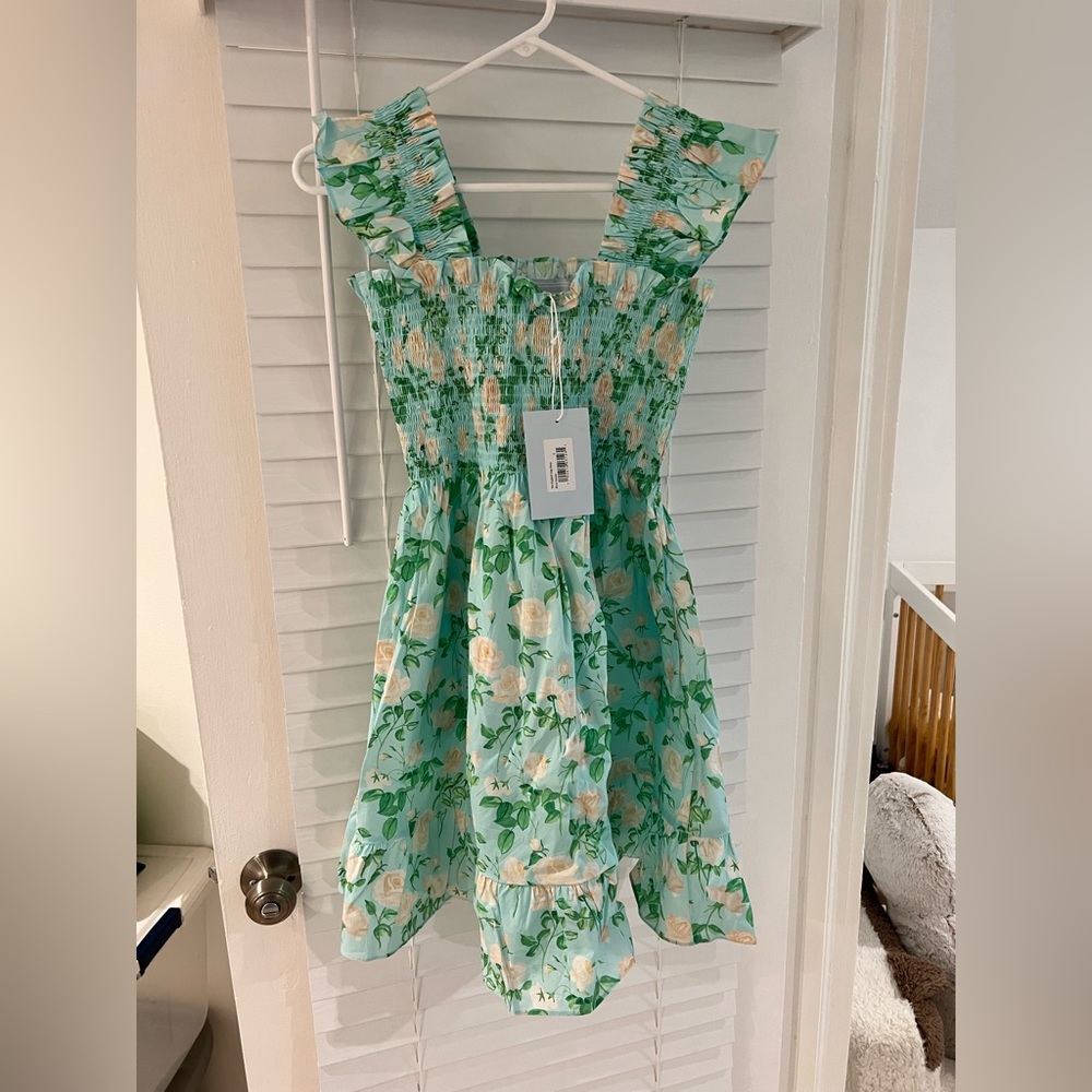 NWT Hill House Home size small, Elizabeth dress blue Roses, in original bag